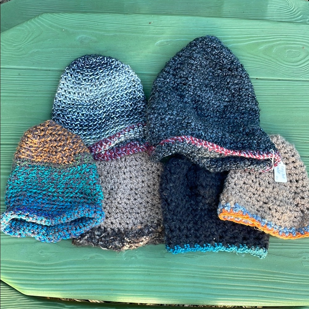 Handmade Multicolor Knit Beanie Set x 6 kids to adult